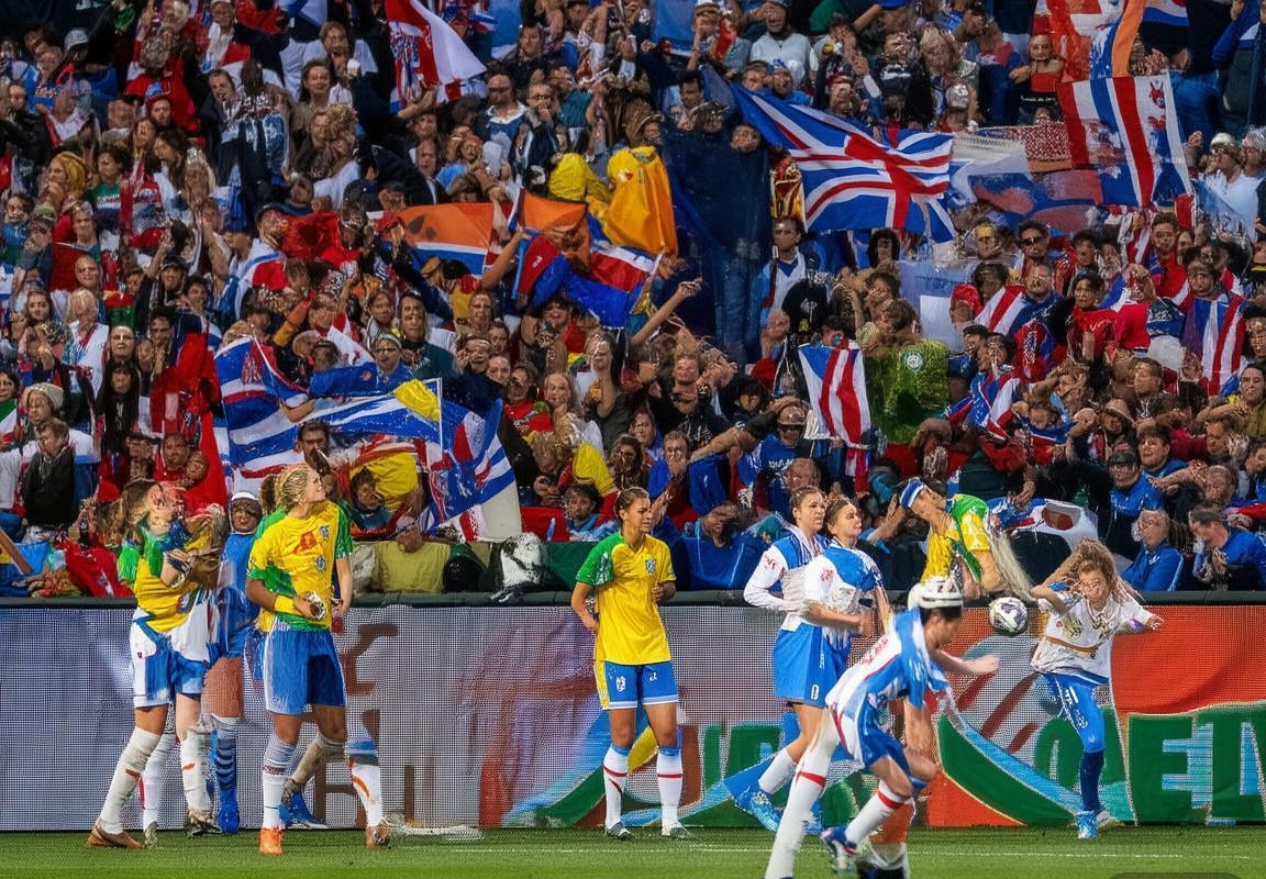 巴西VS冰岛女足巅峰对决：激情绿茵战记