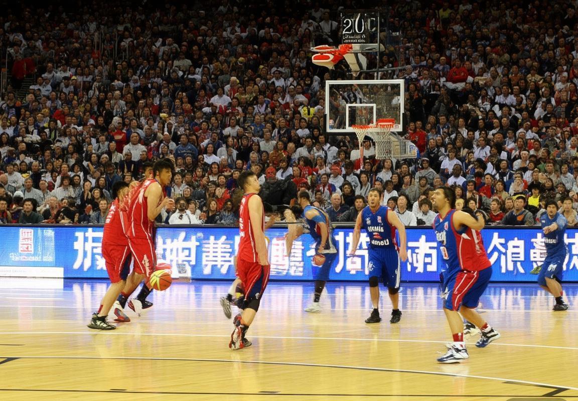 2012年CBA易建联领军广东队险胜青岛队激情对决回顾