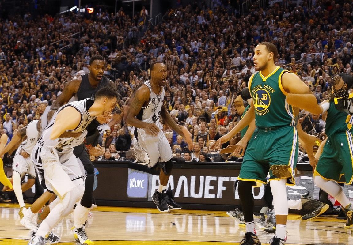 2017NBA马刺勇士巅峰对决：战术对决与球星闪耀瞬间